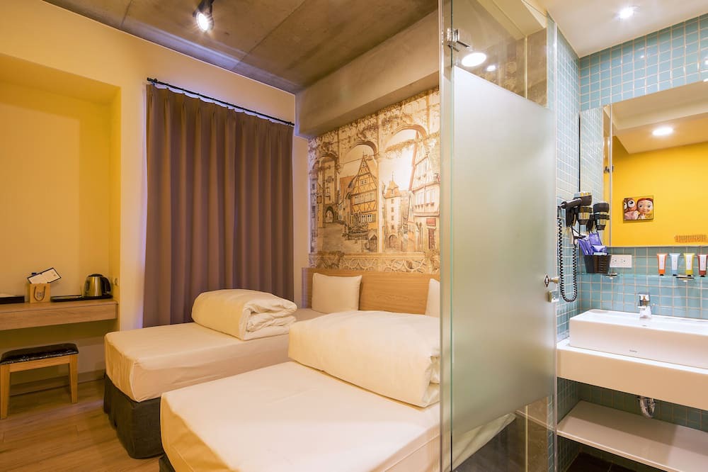 Photo of Bedroom in University District