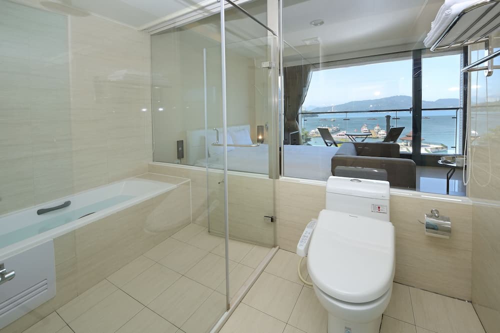Photo of Bathroom in Yuchi