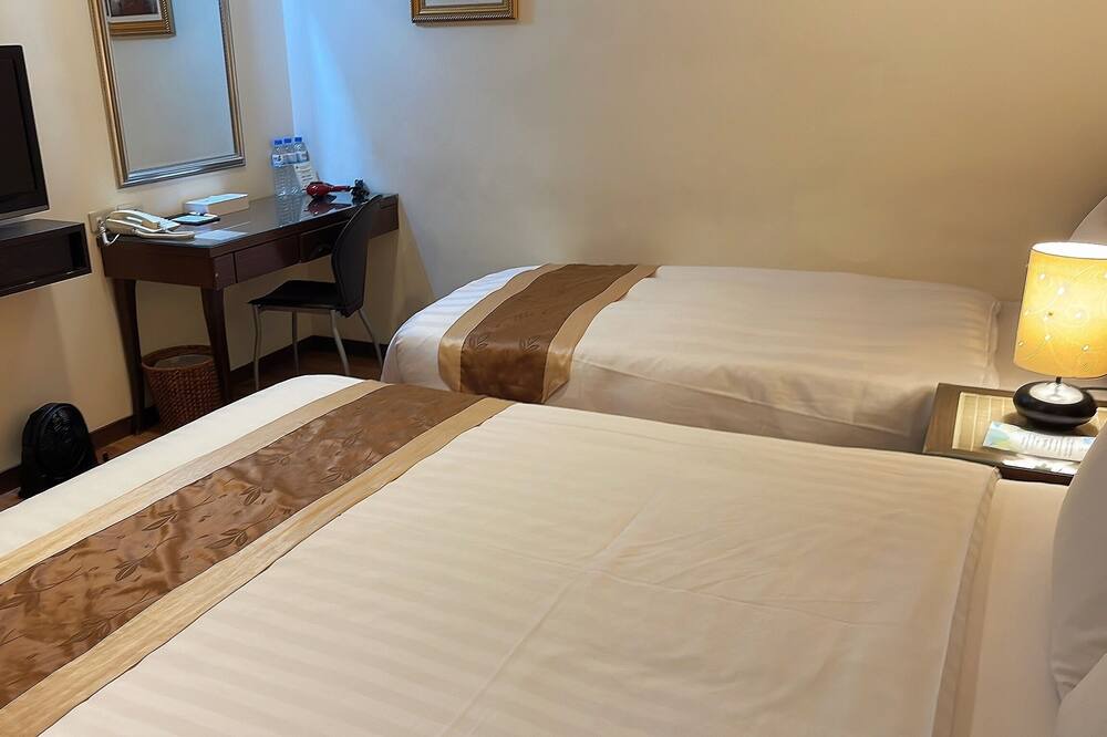 Photo of Bedroom in East District