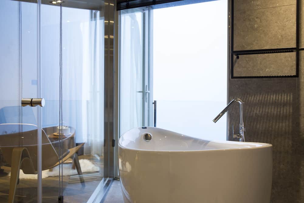 Photo of Bathroom in Ruifang