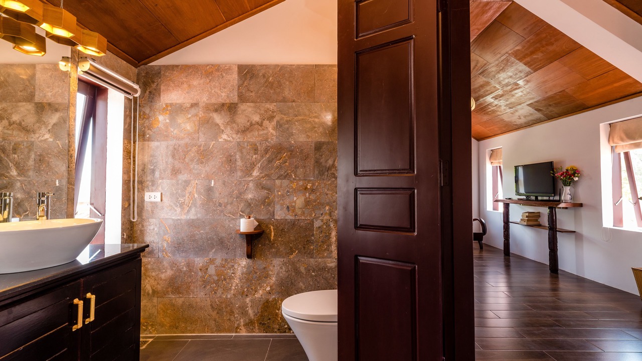 Photo of Bathroom in Cam An