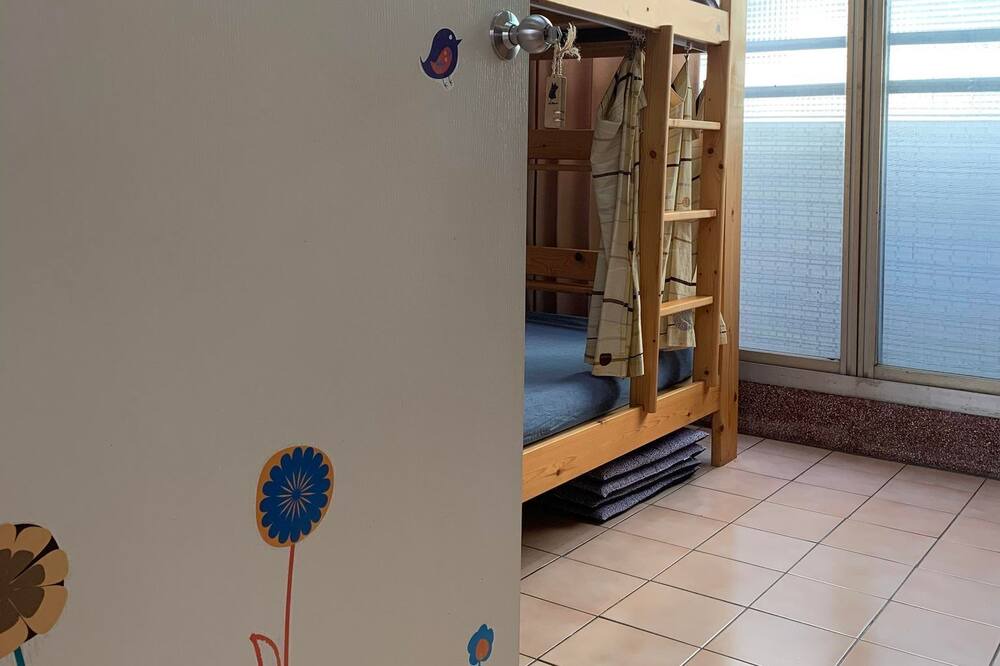 Photo of Bedroom in East District