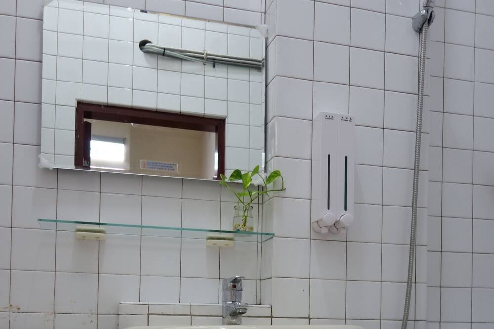 Photo of Bathroom in East District