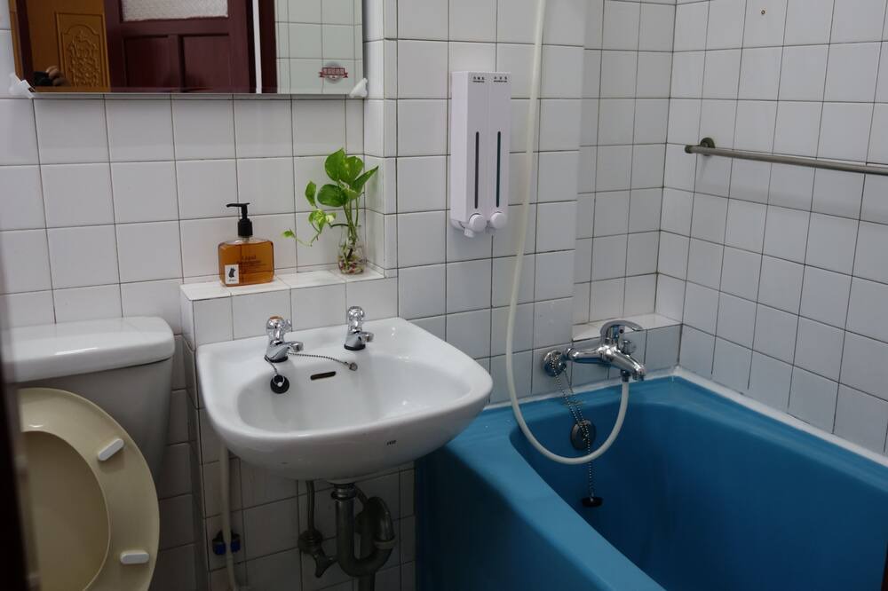 Photo of Bathroom in East District