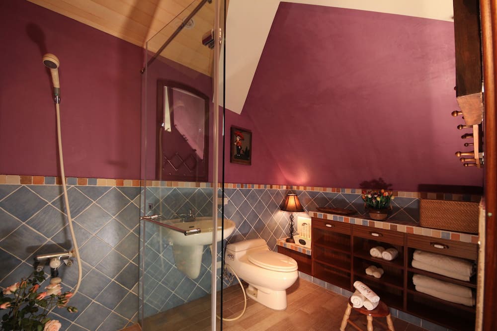 Photo of Bathroom in Dongshan