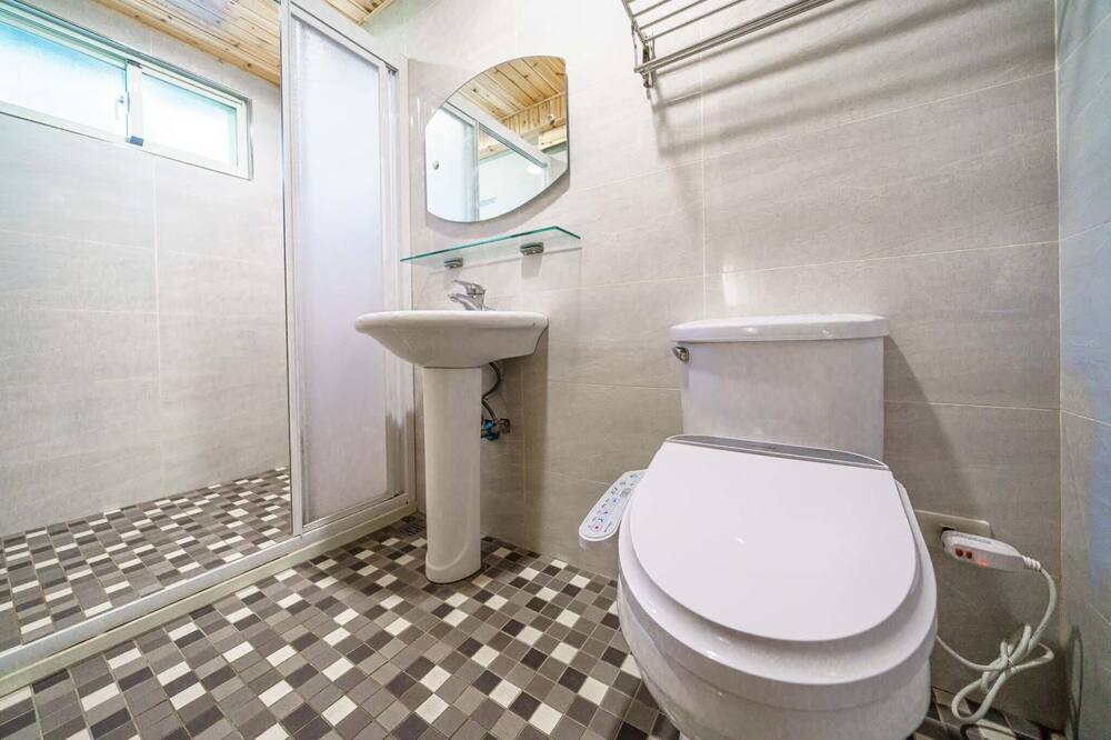 Photo of Bathroom in Fenglin