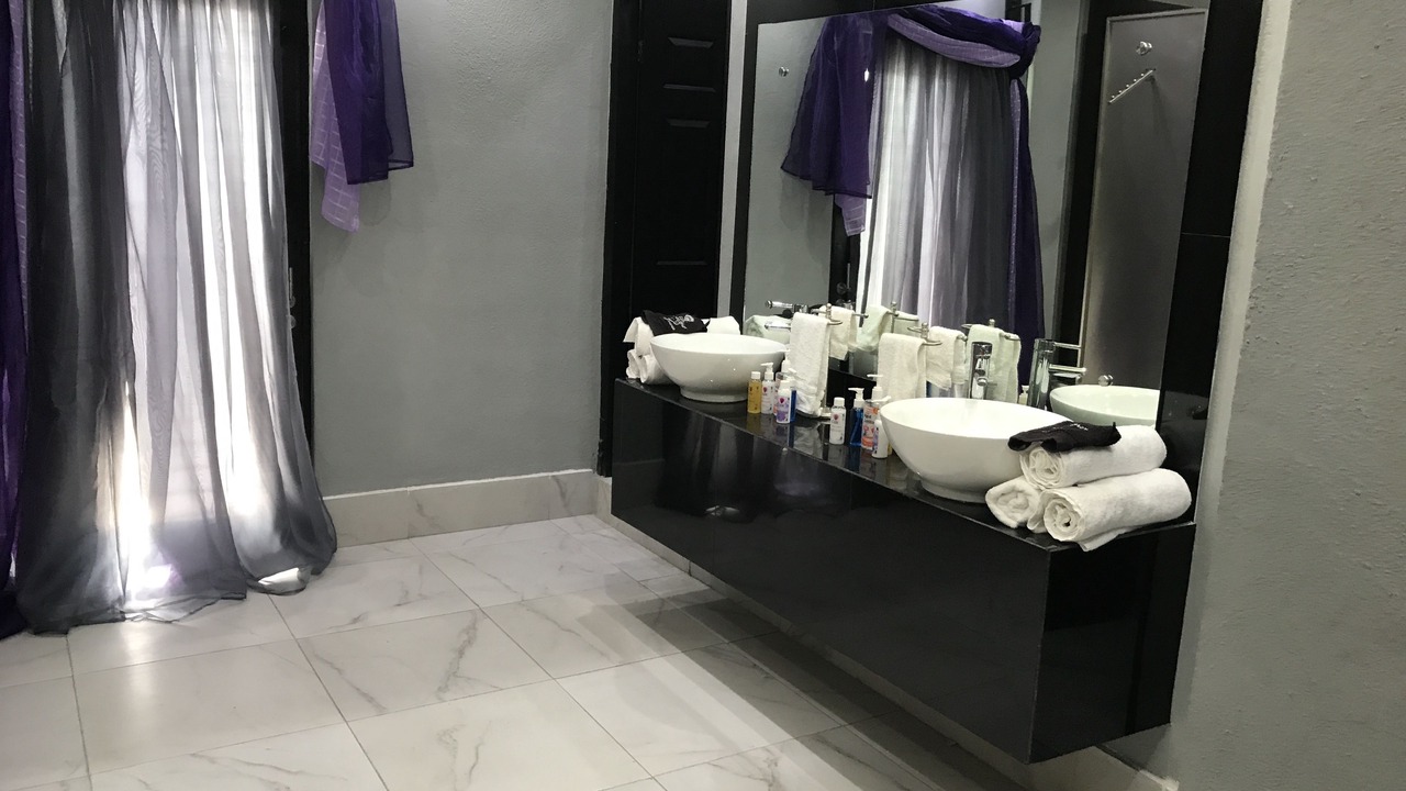 Photo of Bathroom in Nuevo Laredo