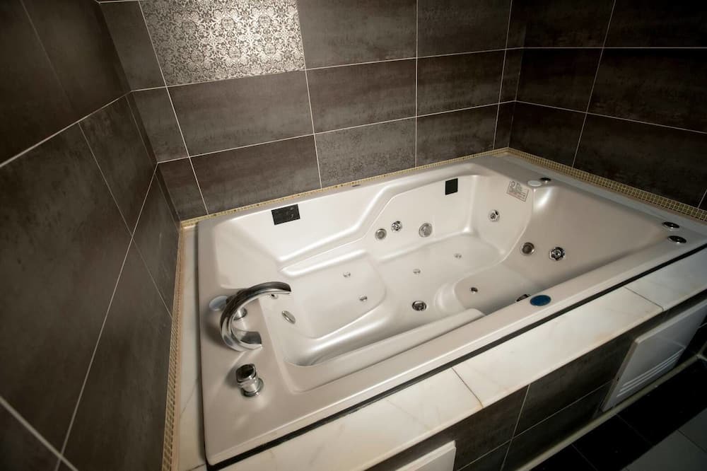 Photo of Bathroom in Pingzhen District