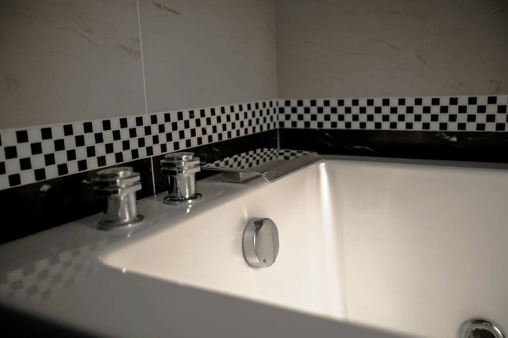 Photo of Bathroom in Pingzhen District