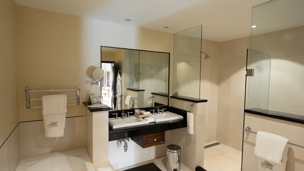 Photo of Bathroom in De La Presa