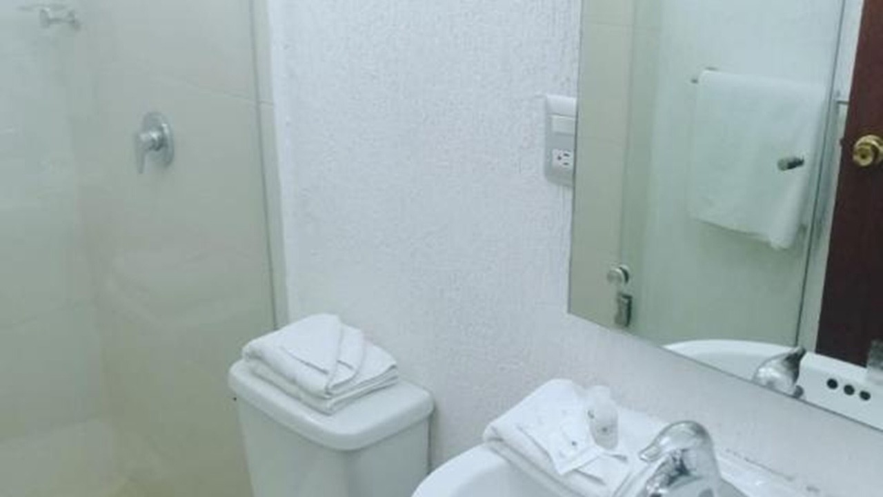Photo of Bathroom in Leon