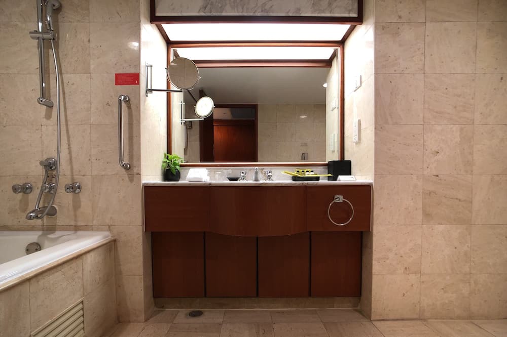 Photo of Bathroom in Xitun District