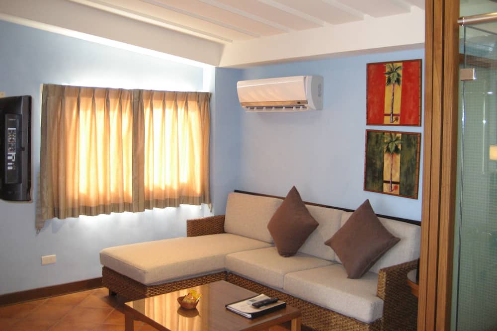 Photo of Livingroom in Sail Rock Beach
