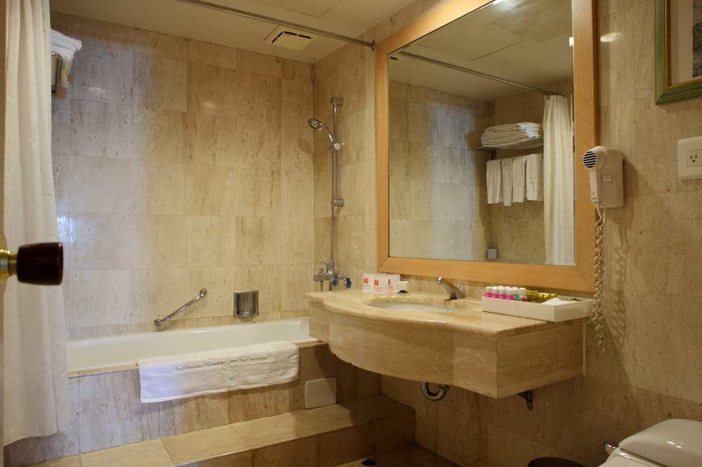 Photo of Bathroom in Taoyuan District