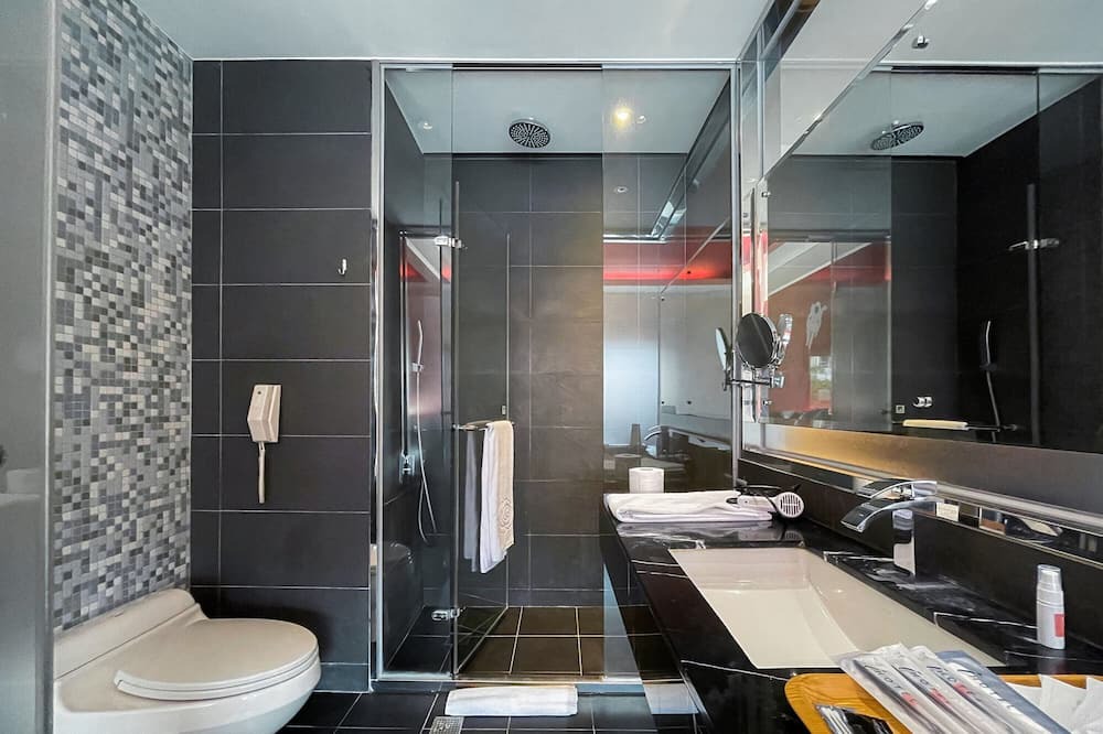 Photo of Bathroom in Cianjin District