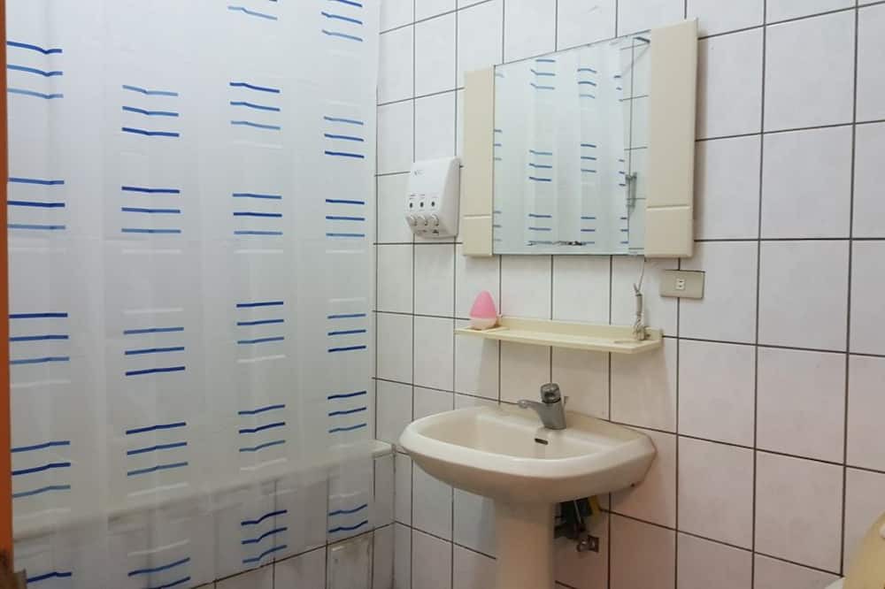 Photo of Bathroom in Xincheng
