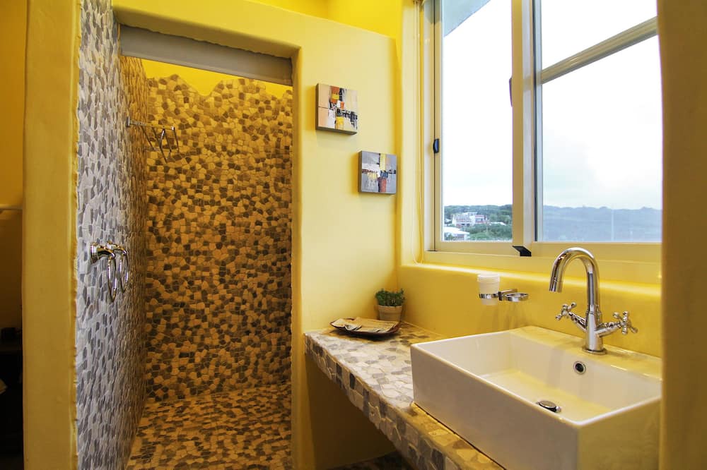 Photo of Bathroom in Eluan