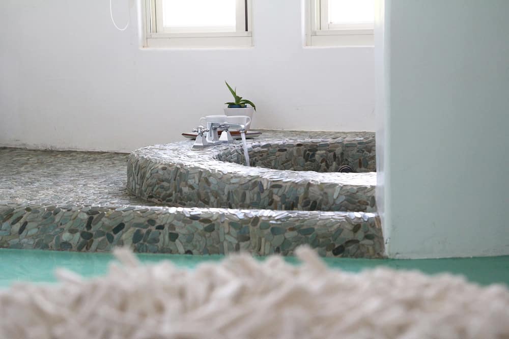 Photo of Bathroom in Eluan