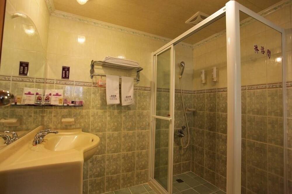 Photo of Bathroom in Xinying