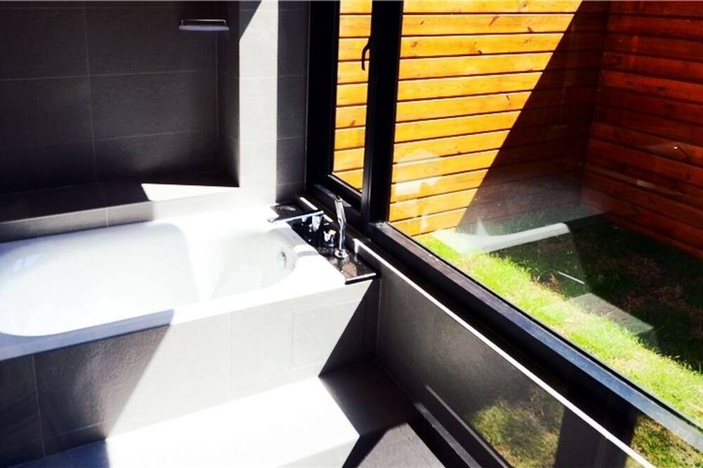 Photo of Bathroom in Shoufeng