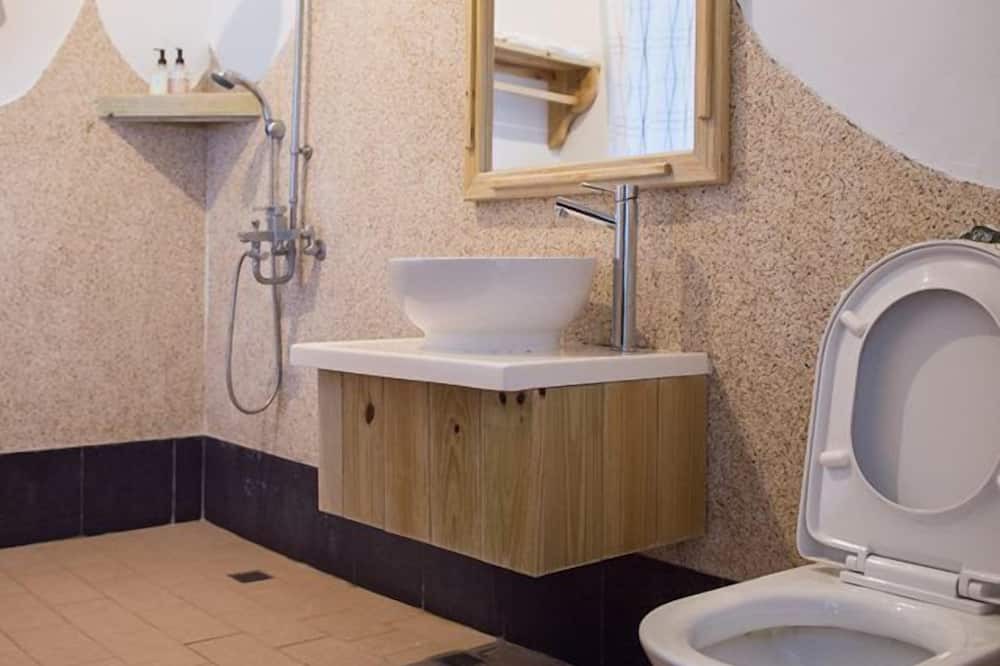 Photo of Bathroom in Checheng