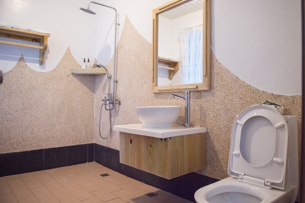 Photo of Bathroom in Checheng