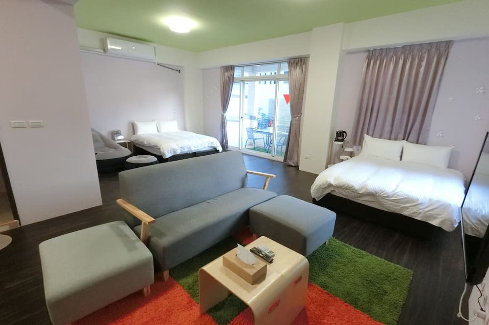 Photo of Livingroom in Gushan District