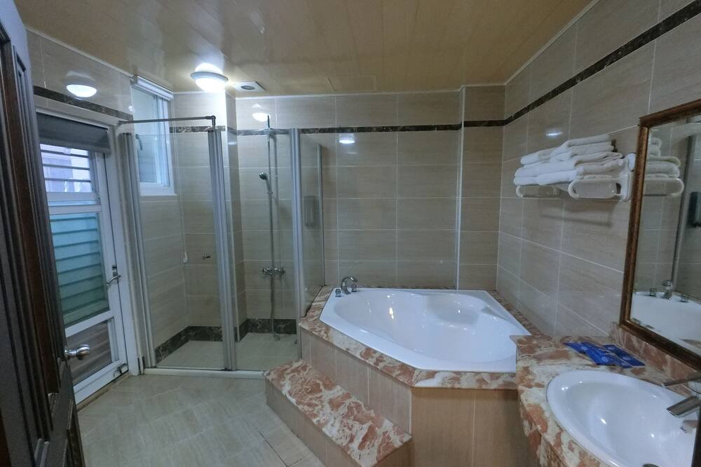 Photo of Bathroom in Gushan District