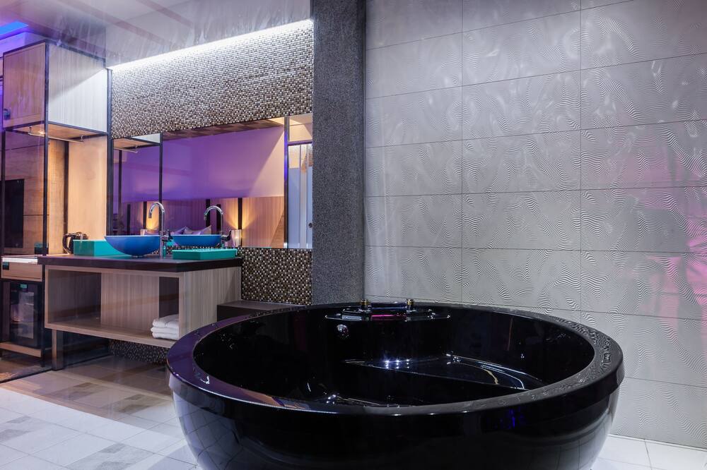 Photo of Bathroom in Dayuan District