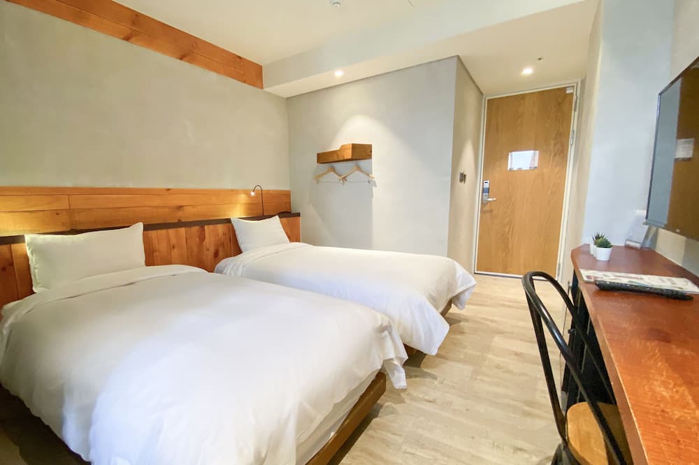 Photo of Bedroom in East District