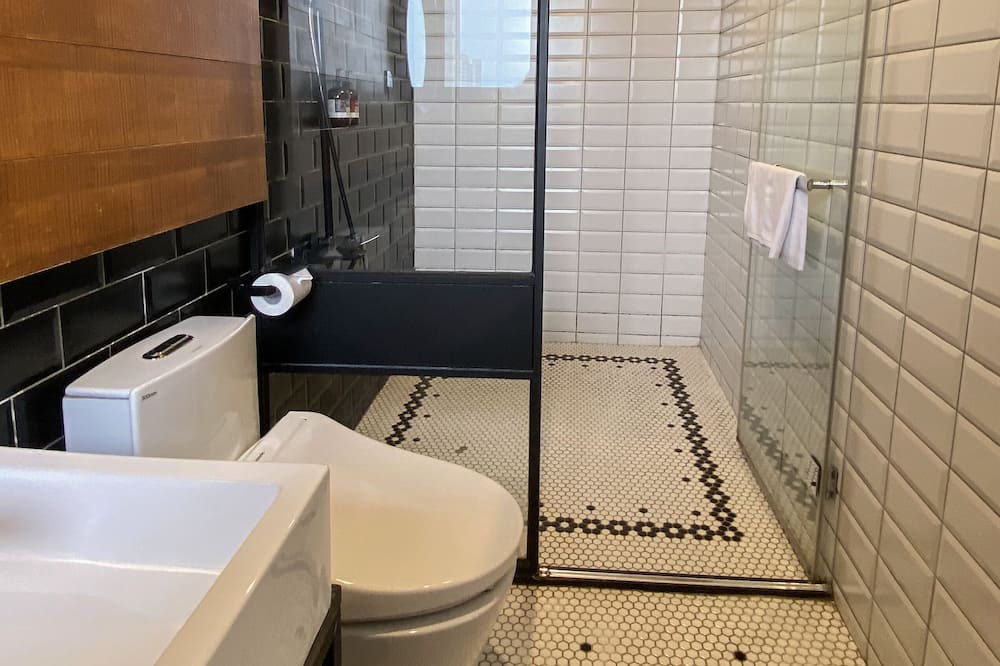 Photo of Bathroom in East District