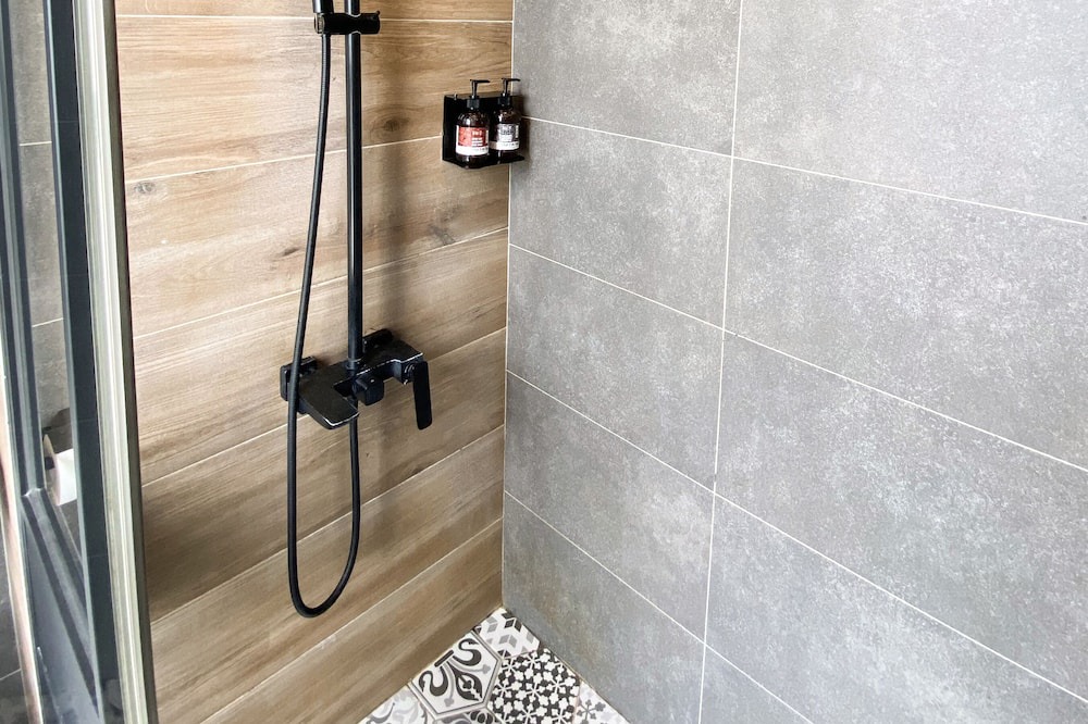 Photo of Bathroom in East District