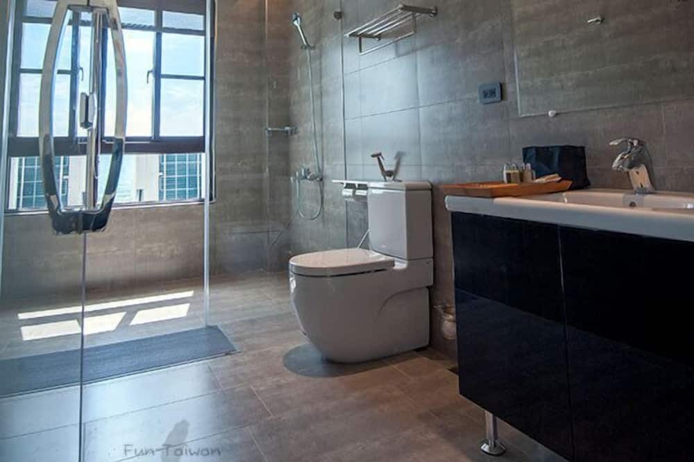Photo of Bathroom in Luye