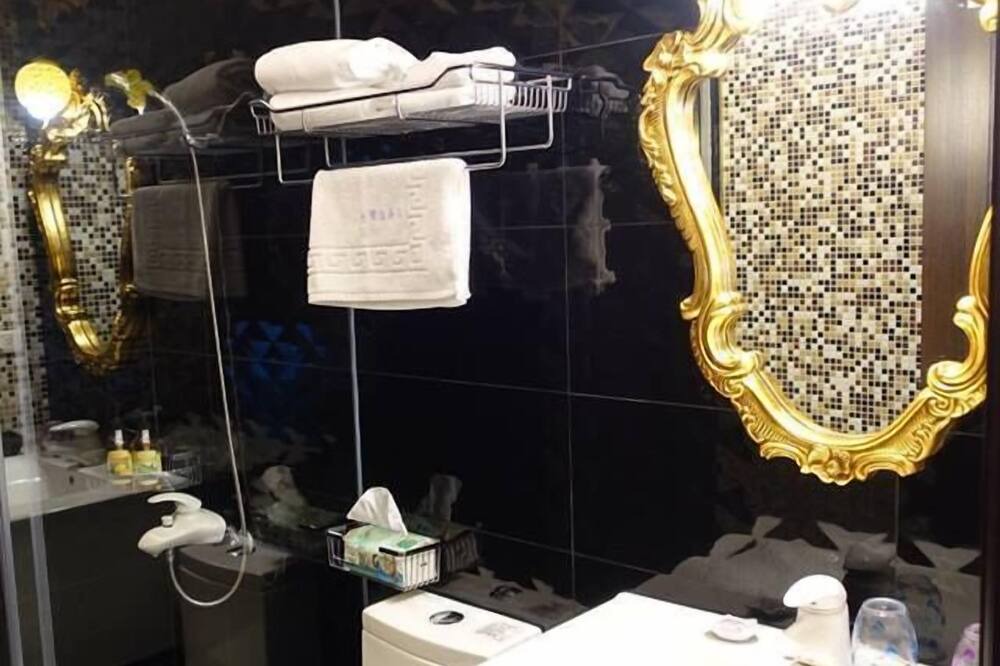 Photo of Bathroom in Xincheng