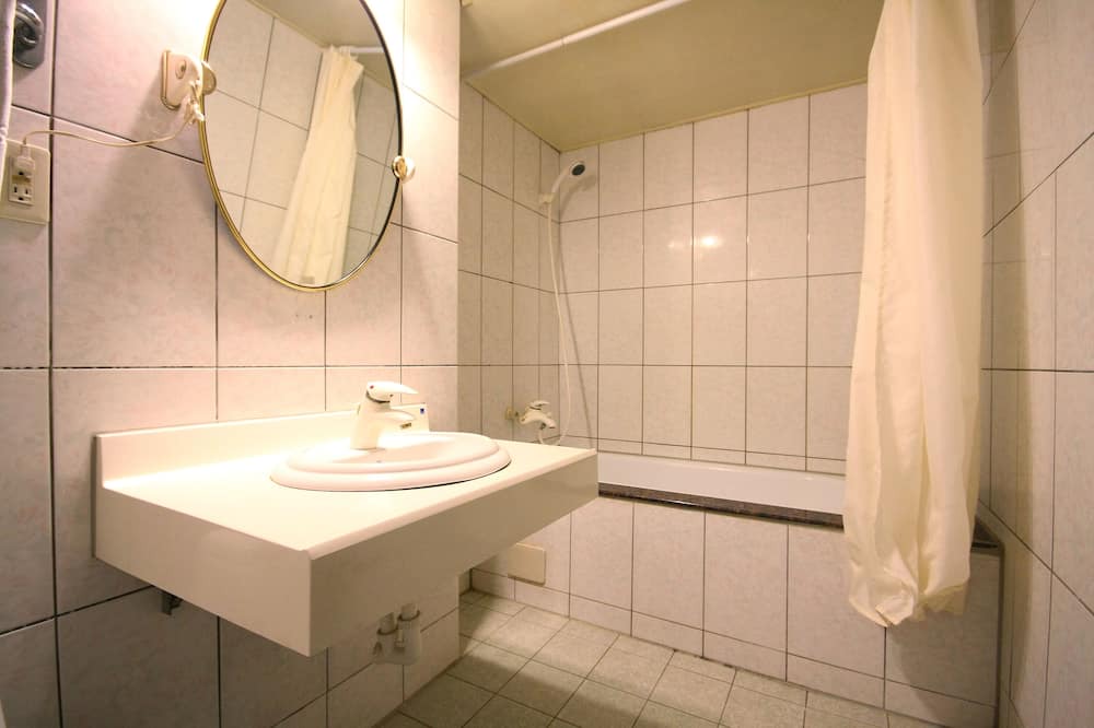 Photo of Bathroom in Miaoli
