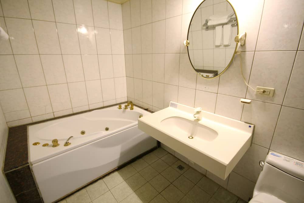Photo of Bathroom in Miaoli
