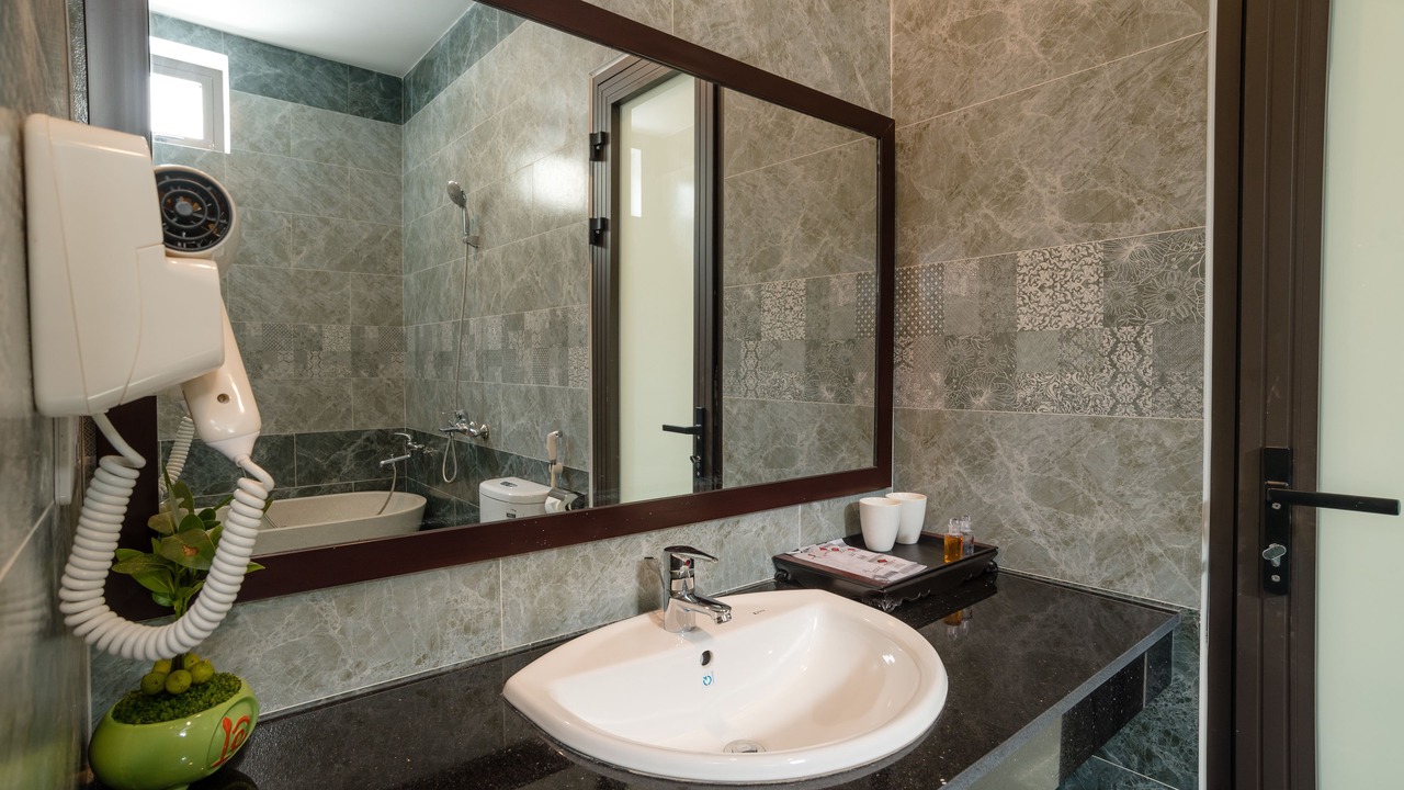 Photo of Bathroom in Cam Pho