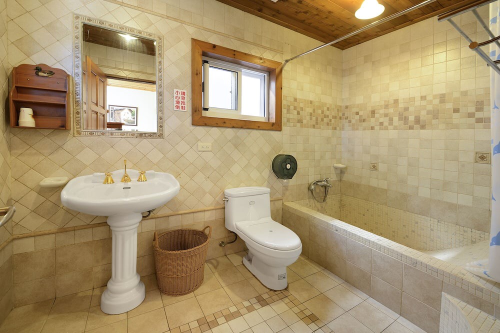 Photo of Bathroom in Ren'ai
