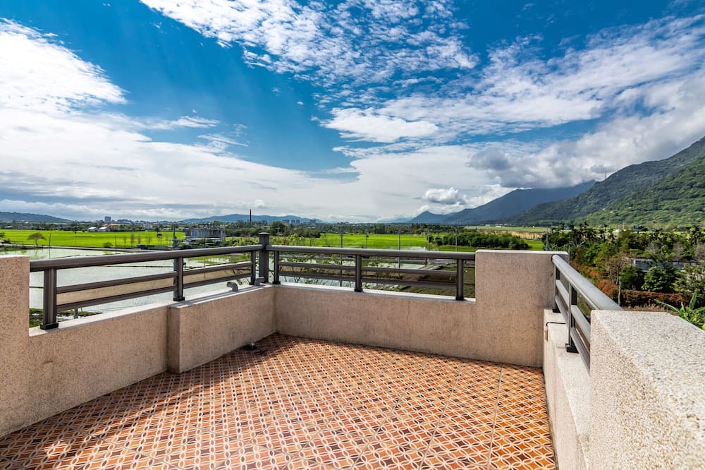 Photo of Patio Balcony in Xincheng