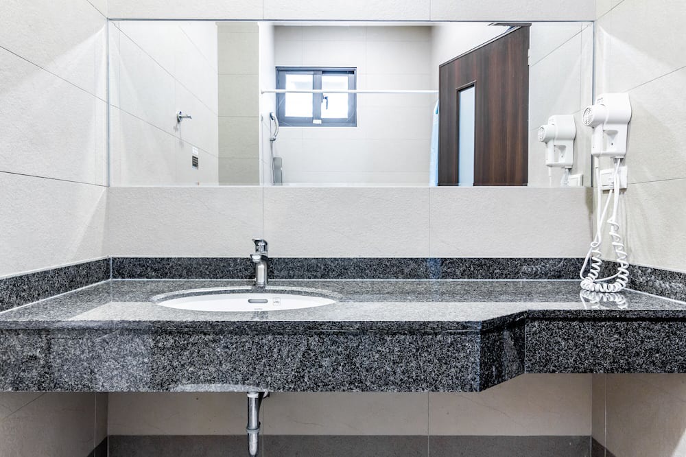 Photo of Bathroom in Xincheng