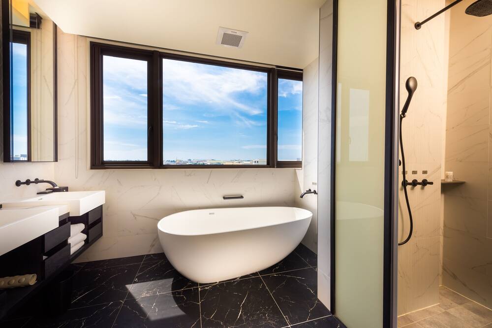 Photo of Bathroom in South District