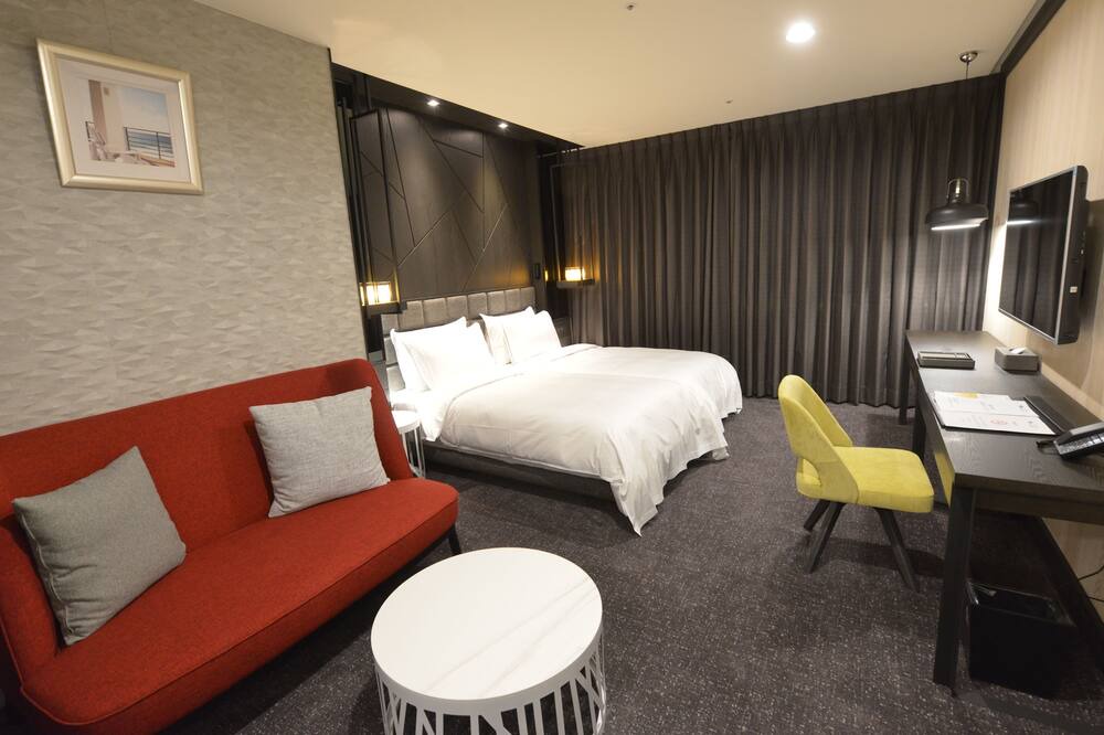 Photo of Bedroom in South District