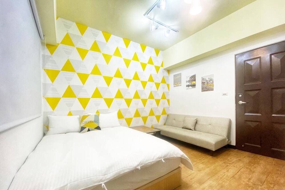 Photo of Bedroom in University District