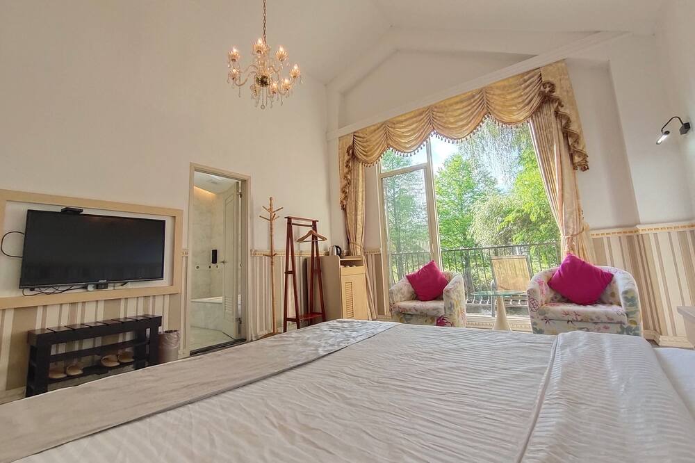 Photo of Bedroom in Puli