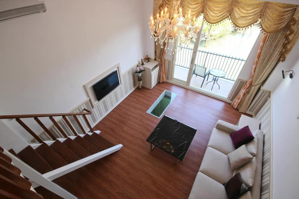 Photo of Livingroom in Puli