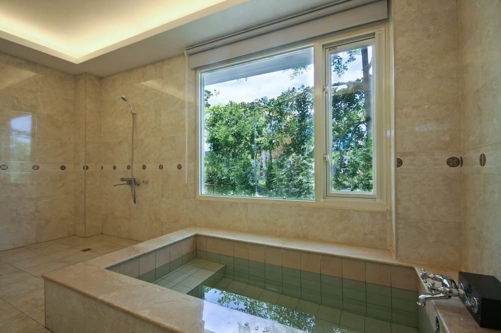 Photo of Bathroom in Puli