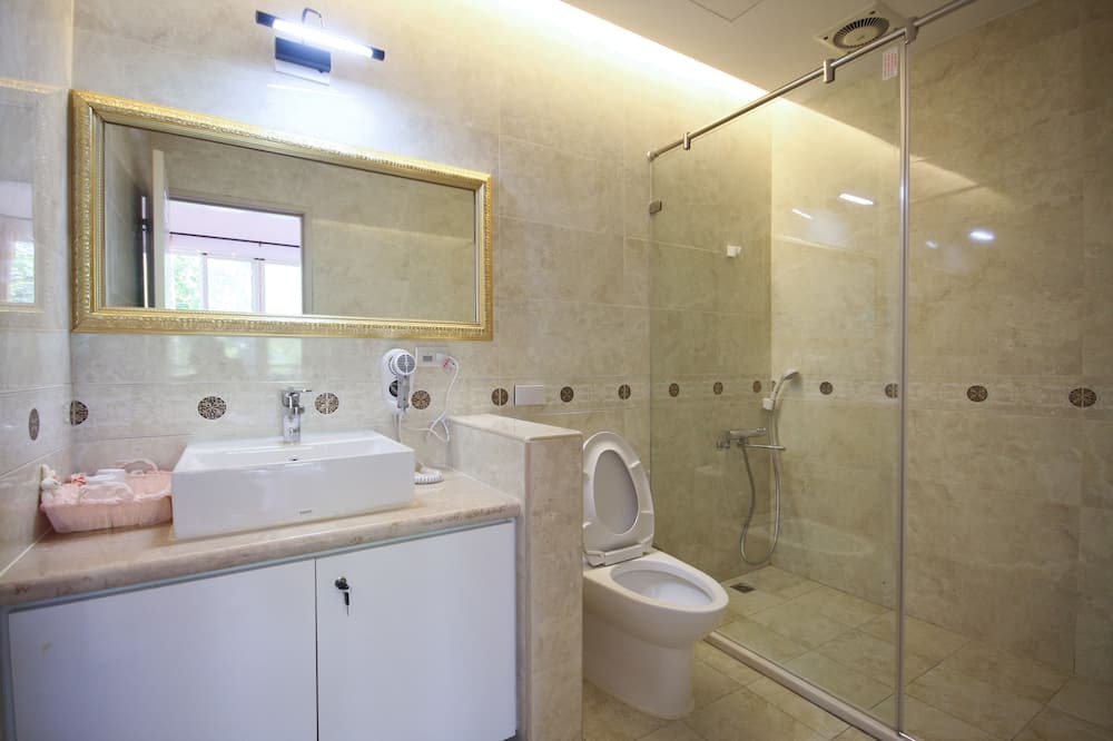 Photo of Bathroom in Puli