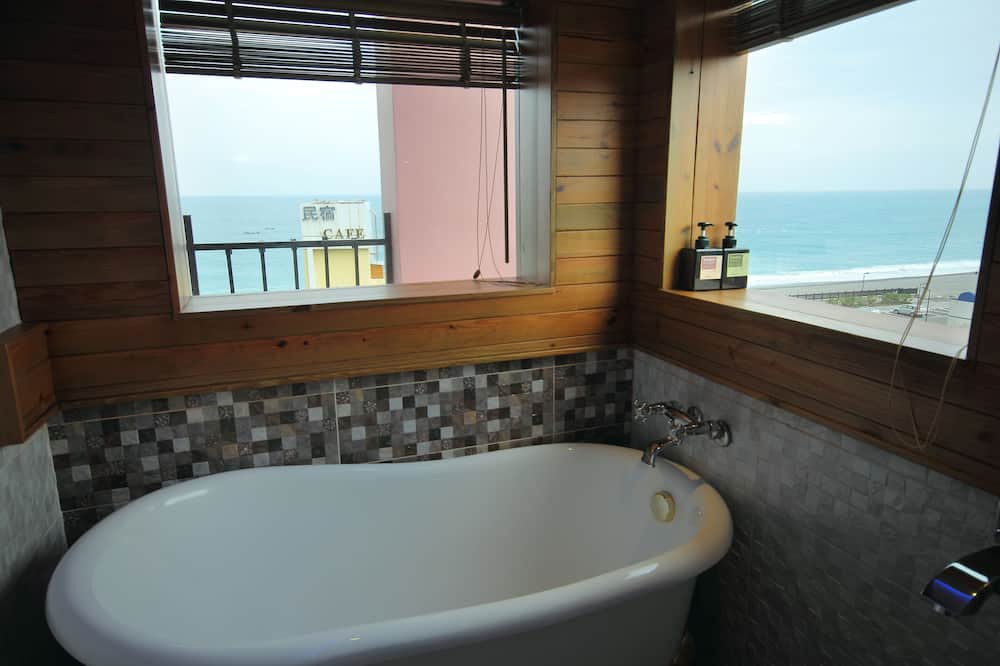 Photo of Bathroom in Xincheng