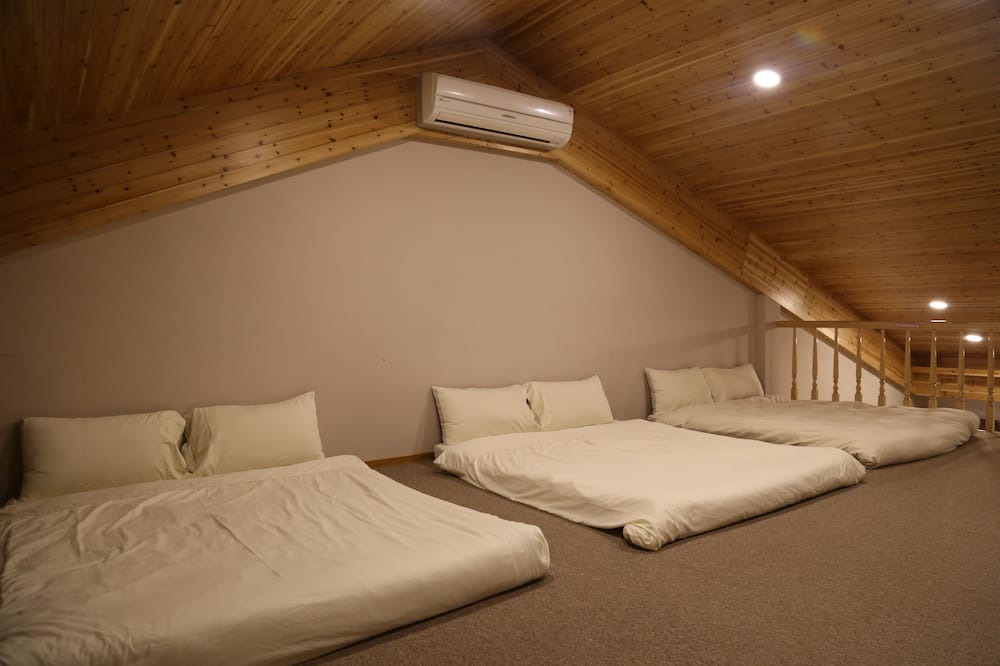 Photo of Bedroom in Tamsui
