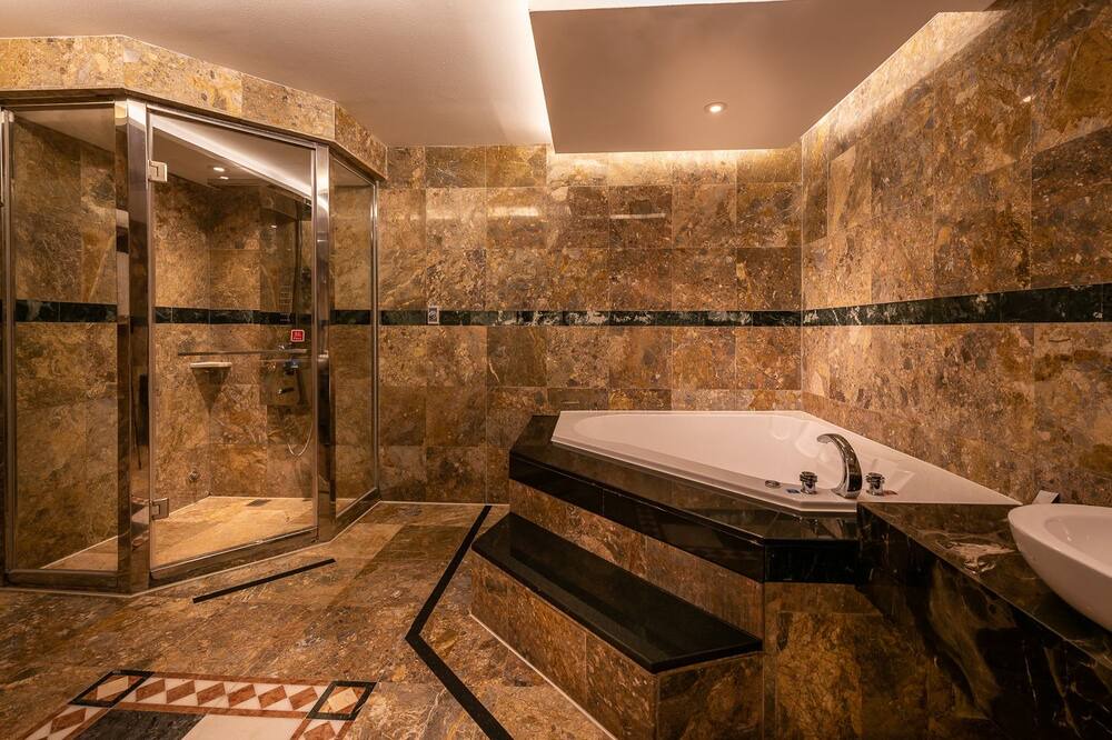 Photo of Bathroom in Dali